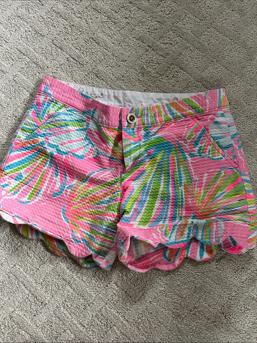 Lilly Pulitzer Pink Multicolor Scalloped Hem Shorts
